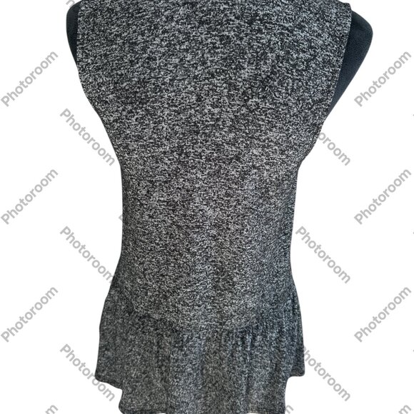 Express Medium Black Gray Criss Cross VNeck Peplum Tank - Picture 4 of 6